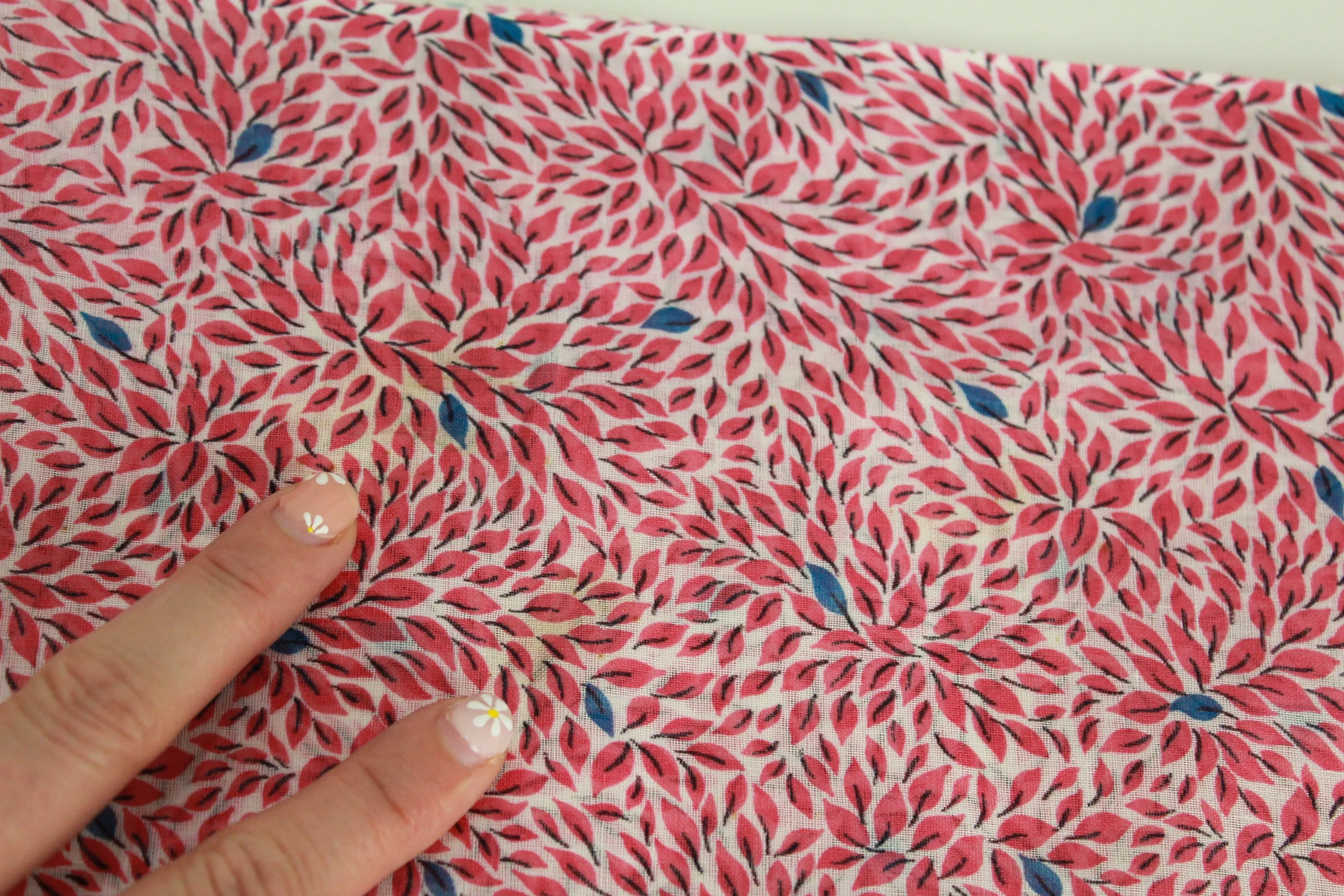 1950s Cotton Fabric, 9 Yards, Pink Abstract Leaf Print Sheer Sewing Fabric