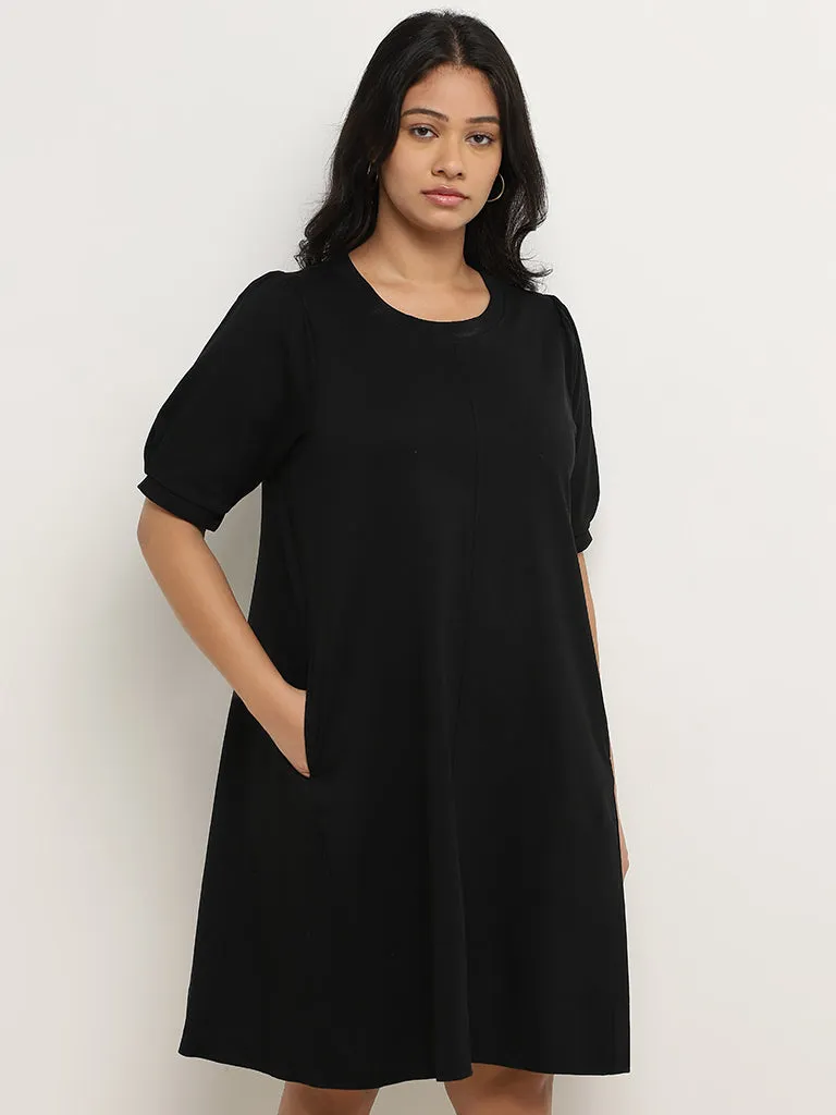 Gia Black Solid Cotton Dress